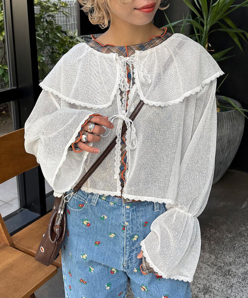 HELLO.SANFRANCISCO（ハローサンフランシスコ）の「【HELLO.SANFRANCISCO/ハローサンフランシスコ】メッシュレースボレロブラウス（シャツ/ブラウス・レディース・オフホワイト/ブラック/ピンク/イエロー・ONE SIZE）」の2枚目の写真