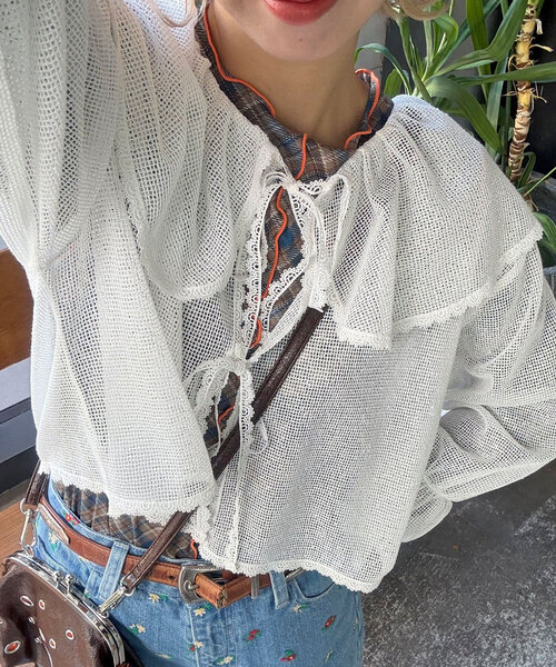 HELLO.SANFRANCISCO（ハローサンフランシスコ）の「【HELLO.SANFRANCISCO/ハローサンフランシスコ】メッシュレースボレロブラウス（シャツ/ブラウス・レディース・オフホワイト/ブラック/ピンク/イエロー・ONE SIZE）」の7枚目の写真