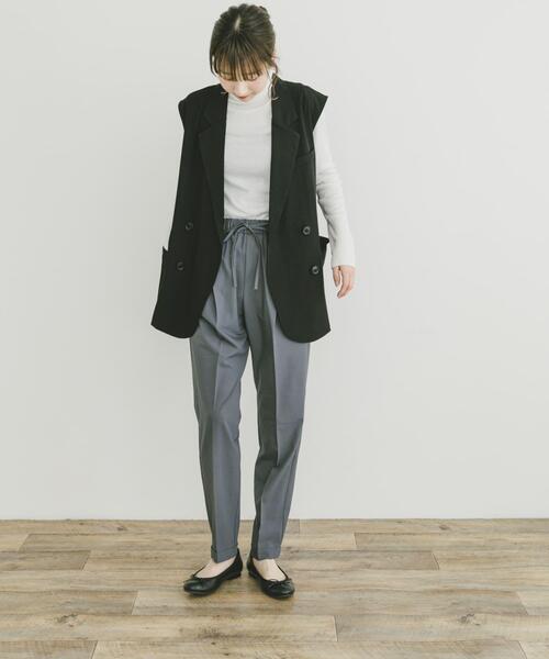 ITEMS URBANRESEARCH(アイテムズ アーバンリサーチ)の「ダブルブレストジレ(ベスト・レディース・ブラック/キャメル・FREE)」の17枚目の写真
