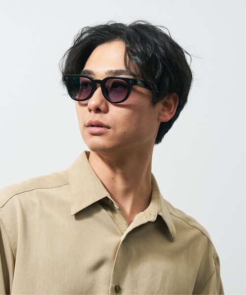 JOURNAL STANDARD relume（ジャーナルスタンダード　レリューム）の「【WEB限定】ウェリントン型 調光サングラス｜レンズの色が変わるサングラス｜高級感｜紫外線対策｜UVカット｜ユニセックス｜ジャーナルスタンダードレリューム｜Zoff｜JOURNAL STANDARD relume（サングラス・レディース・ブラック系その他2/ブラック・FREE）」の19枚目の写真