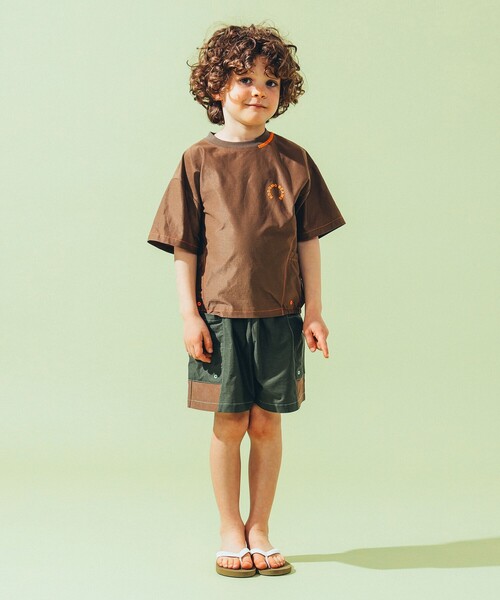 こども ビームス(コドモビームス)の「【UVカット/速乾】水陸両用 サイドポケット Tシャツ 2025SS(100~140cm)(Tシャツ/カットソー・キッズ・カーキ/オリーブ・100/110/120/130/140)」の7枚目の写真