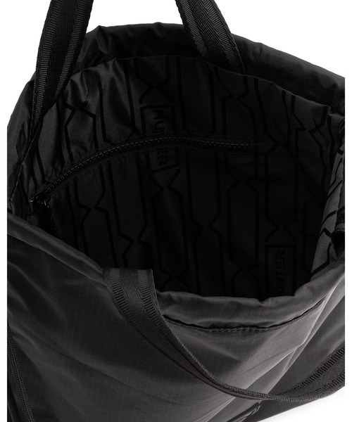 HUNTER（ハンター）の「トラベル ドローストリング バックパック トート（バックパック/リュック・レディース・ブラック・ONE SIZE）」の4枚目の写真