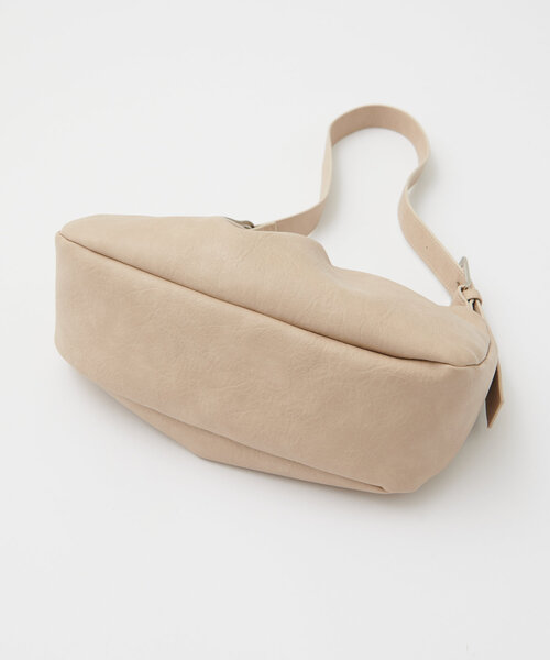 DISCOAT(ディスコート)の「タックデザインバッグ(ハンドバッグ・レディース・ブラック/ブラウン/ベージュ・FREE)」の22枚目の写真