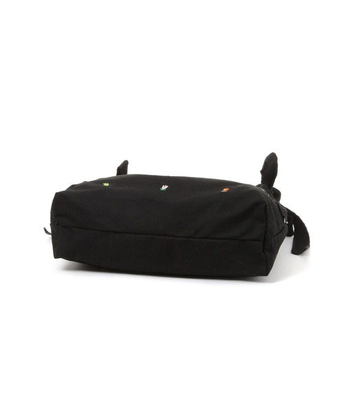 tiny tiny（ティニーティニー）の「刺繍リボントートバッグ[tiny tiny(ティニーティニー)]（トートバッグ・レディース・パープル/アイボリー/ブラック・0）」の6枚目の写真