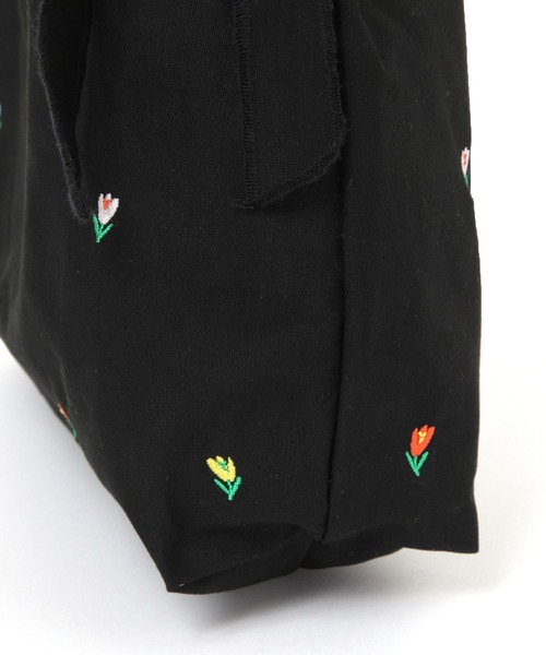 tiny tiny（ティニーティニー）の「刺繍リボントートバッグ[tiny tiny(ティニーティニー)]（トートバッグ・レディース・パープル/アイボリー/ブラック・0）」の9枚目の写真