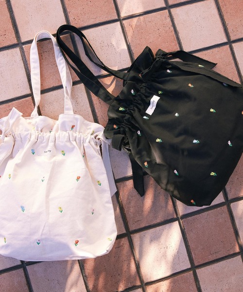 tiny tiny（ティニーティニー）の「刺繍リボントートバッグ[tiny tiny(ティニーティニー)]（トートバッグ・レディース・パープル/アイボリー/ブラック・0）」の21枚目の写真