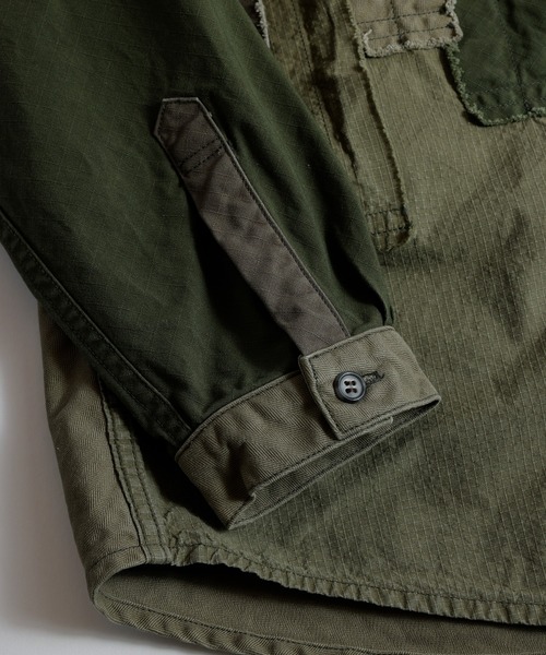 FDMTL（ファンダメンタル）の「FDMTL/ファンダメンタル/OBI STRIPE SHIRT RINSE（シャツ/ブラウス・メンズ・カーキ・4/3/2）」の7枚目の写真