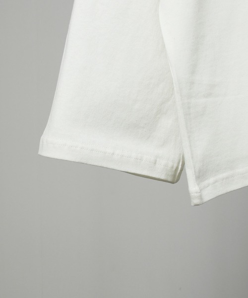 NILWAY（ニルウェイ）の「【25AW】 花柄 ワンポイント センター刺繍 フレアスリーブ 長袖 ロングTシャツ　ロンT（Tシャツ/カットソー・メンズ・ブラック/ホワイト系/ブラック系/ホワイト・MEDIUM/LARGE）」の7枚目の写真