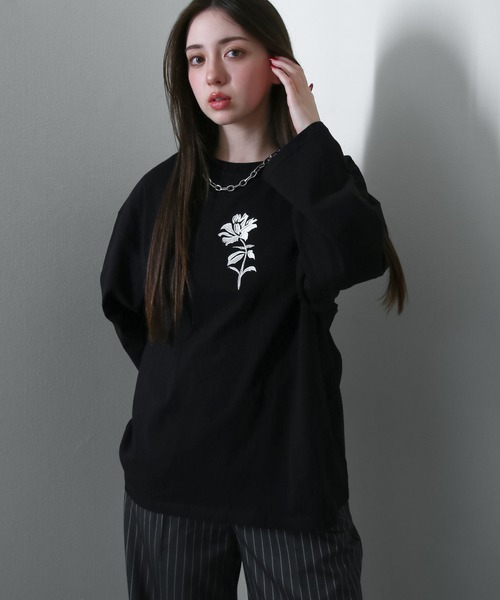 NILWAY（ニルウェイ）の「【25AW】 花柄 ワンポイント センター刺繍 フレアスリーブ 長袖 ロングTシャツ　ロンT（Tシャツ/カットソー・メンズ・ブラック/ホワイト系/ブラック系/ホワイト・MEDIUM/LARGE）」の15枚目の写真