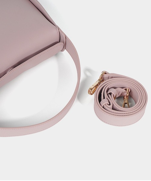 NiiNa（ニーナ）の「【 NiiNa / ニーナ 】高品質牛革  2way  ワンハンドル スクエアフォルム レザーバッグ（ショルダーバッグ・レディース・ピンク/ベージュ/ブラック・FREE）」の9枚目の写真