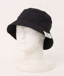Basiquenti(�x�[�V�b�N�G���e�B)�́yBasiquenti�zWhite Tag Bucket Hat (�z���C�g�^�O�o�P�b�g�n�b�g) BCN-K41943(�n�b�g)