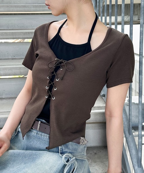 SpRay（スプレイ）の「レ－スアップフェイクレイヤ－ドトップス（Tシャツ/カットソー・レディース・ベージュ/ブラウン/アイボリー/ブラック/ボルドー/ダークカーキ/レッド系その他・FREE）」の5枚目の写真