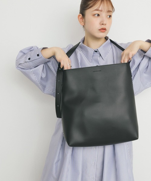 KBF（ケイビーエフ）の「ソフトイージーバケットBAG（ショルダーバッグ・レディース・ブラウン/ブラック・ONE）」の14枚目の写真