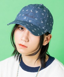 an meets zakka（アンミツザッカ）の「an meets zakka ロゴ刺繍花柄コットンローキャップ（キャップ）」