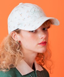 an meets zakka（アンミツザッカ）の「an meets zakka ロゴ刺繍花柄コットンローキャップ（キャップ）」