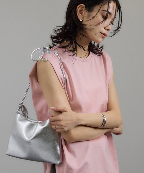 SALON adam et rope'（サロン アダム エ ロペ）の「プリマベールショルダータックノースリーブプルオーバー［UVケア・洗える］（Tシャツ/カットソー・レディース・ホワイト/ピンク系その他2/ブラック/ブラウン/ブラウン系・FREE）」の5枚目の写真