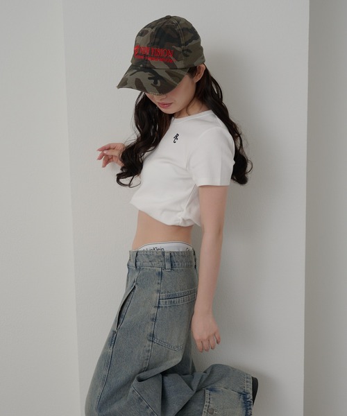 RAY CASSIN（レイカズン）の「胸刺繍サイドギャザーTシャツ（Tシャツ/カットソー・レディース・ホワイト/ライトグレー/ピンク/ネイビー・FREE）」の15枚目の写真