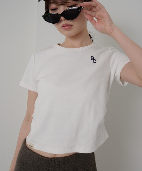 RAY CASSIN（レイカズン）の「胸刺繍サイドギャザーTシャツ（Tシャツ/カットソー・レディース・ホワイト/ライトグレー/ピンク/ネイビー・FREE）」の9枚目の写真