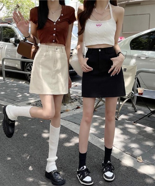Teem Store(チームストア)の「デニム台形シンプルミニスカート(スカート・レディース・ブラック/アイボリー・S/M/L)」の6枚目の写真