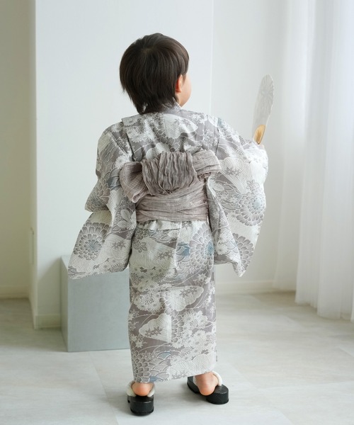 utatane（ウタタネ）の「キッズ浴衣3点セット ひよこ商店 銀灰色に菊爛漫（浴衣・キッズ・ライトグレー・100cm/110cm/120cm/130cm）」の20枚目の写真