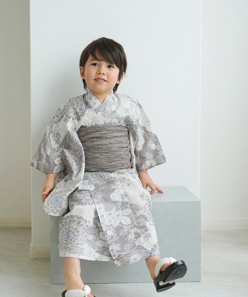 utatane（ウタタネ）の「キッズ浴衣3点セット ひよこ商店 銀灰色に菊爛漫（浴衣・キッズ・ライトグレー・100cm/110cm/120cm/130cm）」の19枚目の写真