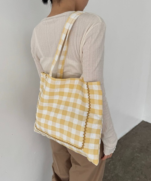 EFOLE(エフォル)の「【A4収納/肩掛け】コットンチェックトートバッグ(トートバッグ・レディース・グリーン/オレンジ/イエロー・FREE)」の22枚目の写真