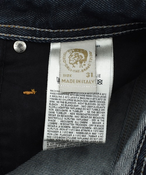 DIESEL BLACK GOLD（ディーゼル ブラック ゴールド）の「【ヴィンテージ古着】DIESEL デニムパンツ（デニムパンツ・メンズ・インディゴブルー・MEDIUM）」の10枚目の写真