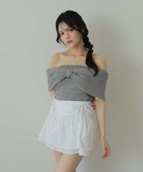 M DOLLY(エムドリー)の「ribbon offshoulder knit tops/リボンオフショルダーリブニットトップス(ニット/セーター・レディース・グレー/ブラック/アイボリー・FREE)」の18枚目の写真