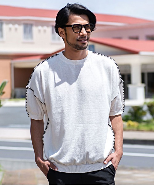CavariA(キャバリア)の「『CavariA/キャバリア』ブラインドステッチ半袖ニット(ニット/セーター・メンズ・ブラック/チャコール/ホワイト・L/M)」の2枚目の写真