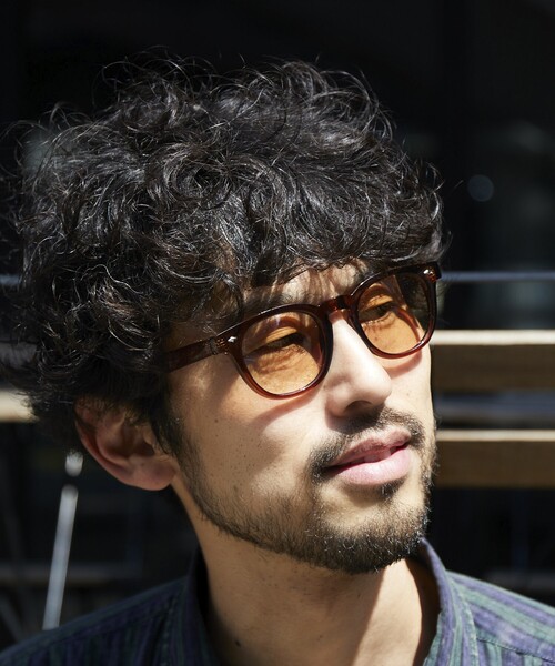 FREAK'S STORE（フリークスストア）の「ウェリントン 調光レンズ ファッション用グラス（メガネ・メンズ・ブラック/その他9/ブラウン・ONE SIZE）」の16枚目の写真