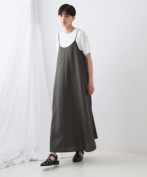 OPAQUE.CLIP(オペークドットクリップ)の「リネンライクキャミワンピース【洗濯機洗い可】(ワンピース・レディース・チャコールグレー/ブラック/ベージュ・36/38/40/42)」の1枚目の写真