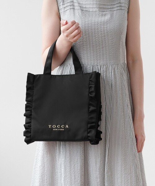 TOCCA(トッカ)の「TRIM WAVES MINITOTE ミニトートバッグ(トートバッグ・レディース・ブラック系5/ブラック系/ライラック系/ピンク系/ベージュ系/ネイビー系・F)」の13枚目の写真
