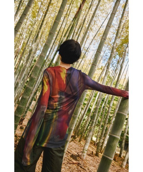 OMMO(オーエムエムオー)の「EVOLVE SHEER KNIT TOP(ニット/セーター・レディース・レッド/グリーン・FREE)」の8枚目の写真