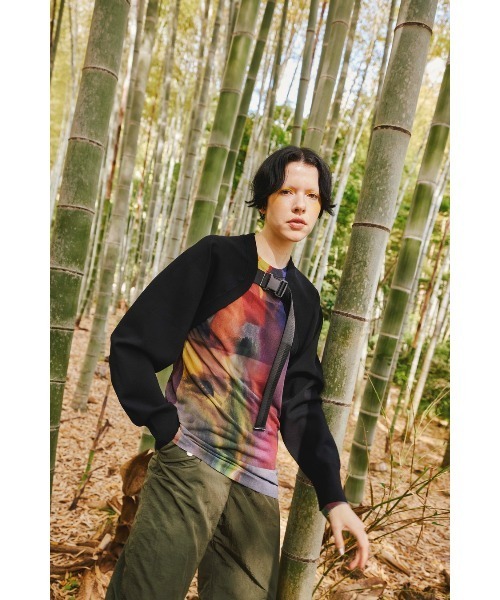 OMMO(オーエムエムオー)の「EVOLVE SHEER KNIT TOP(ニット/セーター・レディース・レッド/グリーン・FREE)」の15枚目の写真