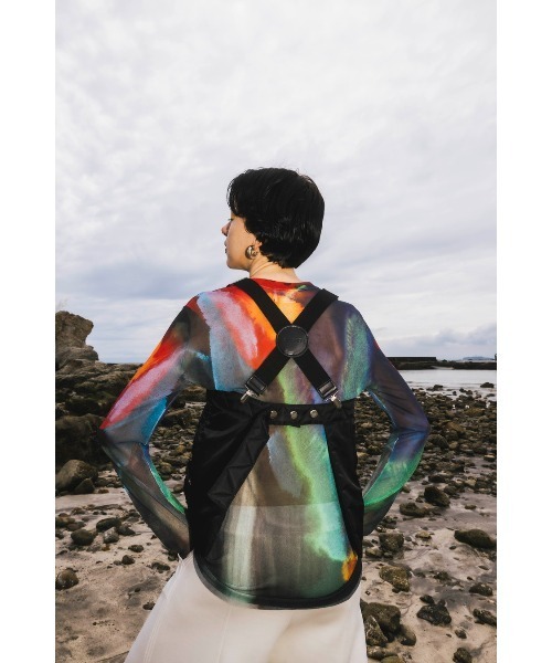 OMMO(オーエムエムオー)の「EVOLVE SHEER KNIT TOP(ニット/セーター・レディース・レッド/グリーン・FREE)」の20枚目の写真