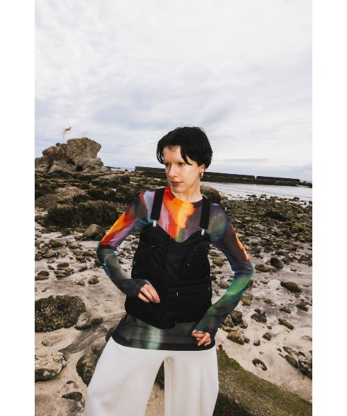OMMO(オーエムエムオー)の「EVOLVE SHEER KNIT TOP(ニット/セーター・レディース・レッド/グリーン・FREE)」の18枚目の写真