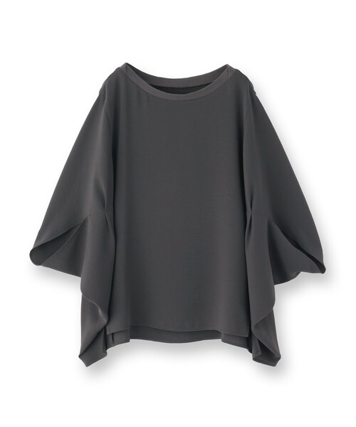 UNTITLED（アンタイトル）の「【UVカット/接触冷感/吸水速乾/ストレッチ性】ドルマンプルオーバー（Tシャツ/カットソー・レディース・ブラック/チャコールグレー/ホワイト・44/48/00/02/04）」の4枚目の写真