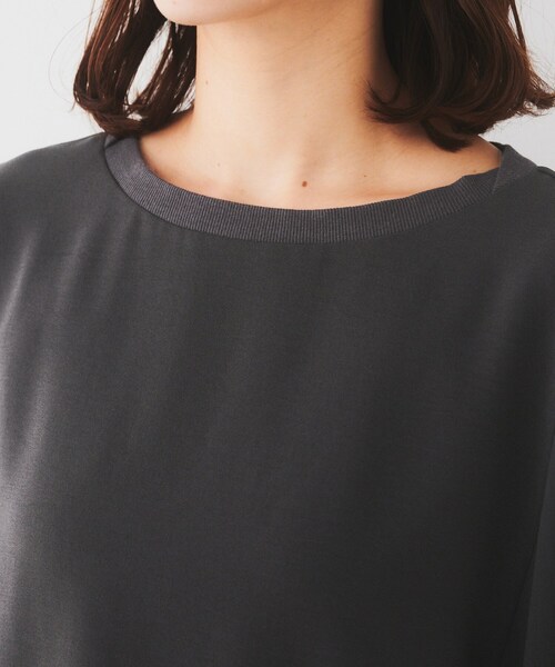 UNTITLED（アンタイトル）の「【UVカット/接触冷感/吸水速乾/ストレッチ性】ドルマンプルオーバー（Tシャツ/カットソー・レディース・ブラック/チャコールグレー/ホワイト・44/48/00/02/04）」の20枚目の写真