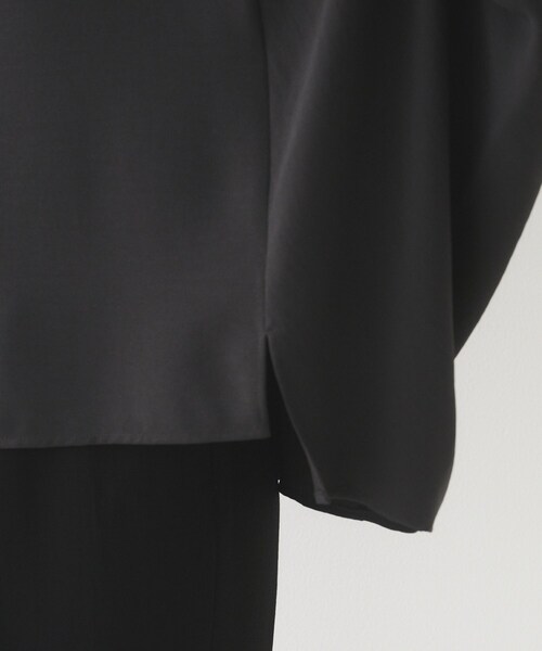 UNTITLED（アンタイトル）の「【UVカット/接触冷感/吸水速乾/ストレッチ性】ドルマンプルオーバー（Tシャツ/カットソー・レディース・ブラック/チャコールグレー/ホワイト・44/48/00/02/04）」の22枚目の写真