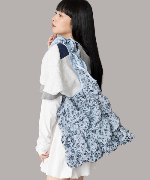 Casselini（キャセリーニ）の「Casselini(キャセリーニ)スクエアギャザートート（トートバッグ・レディース・ベージュ/ピンク/ブルー/ブラック・FREE）」の4枚目の写真