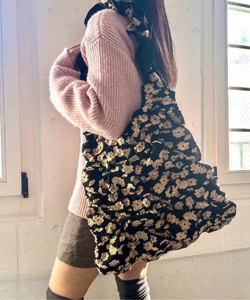 Casselini（キャセリーニ）の「Casselini(キャセリーニ)スクエアギャザートート（トートバッグ・レディース・ベージュ/ピンク/ブルー/ブラック・FREE）」の12枚目の写真