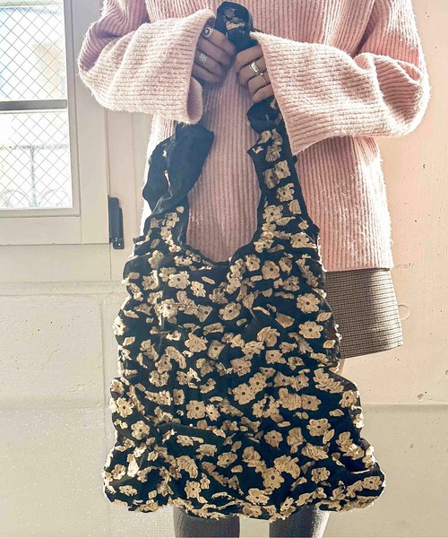 Casselini（キャセリーニ）の「Casselini(キャセリーニ)スクエアギャザートート（トートバッグ・レディース・ベージュ/ピンク/ブルー/ブラック・FREE）」の14枚目の写真