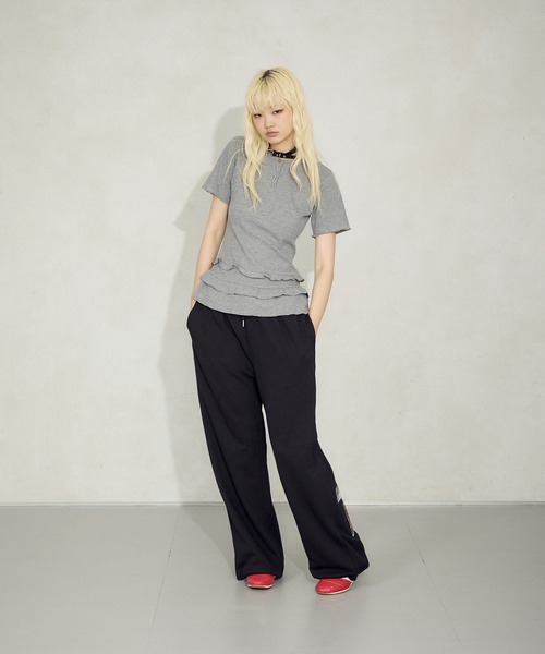 FTW(エフティダブリュー)の「WAFFLE LAYERED FRILL TOP(Tシャツ/カットソー・レディース・ブラック/グレー/カーキ・SMALL/MEDIUM)」の7枚目の写真