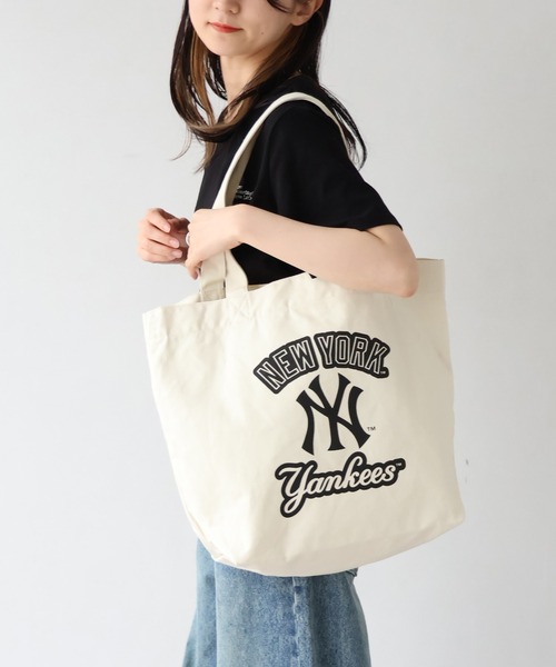 MLB（メジャーリーグベースボール）の「【MLB/メジャーリーグベースボール】コットンキャンバストートバッグ（トートバッグ・メンズ・アイボリー系1/アイボリー系2/アイボリー系3・FREE）」の2枚目の写真