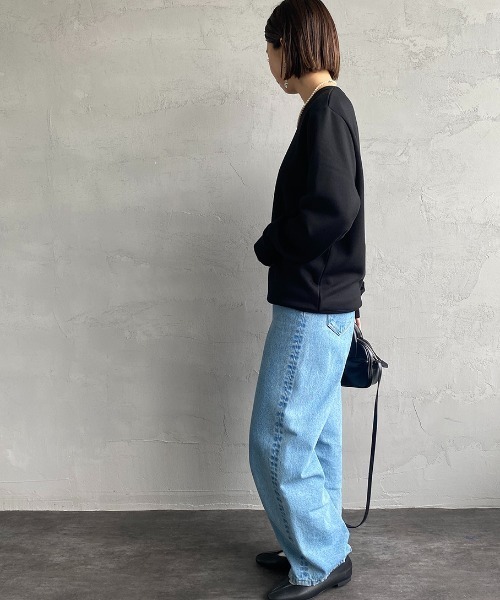 FRED PERRY（フレッドペリー）の「[FRED PERRY/フレッドペリー] ローレルリースロゴ刺繍 クルーネックスウェット（スウェット・レディース・ブラック/グリーン・S/M/L/XL）」の11枚目の写真