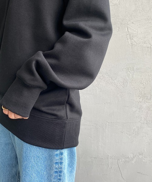 FRED PERRY（フレッドペリー）の「[FRED PERRY/フレッドペリー] ローレルリースロゴ刺繍 クルーネックスウェット（スウェット・レディース・ブラック/グリーン・S/M/L/XL）」の20枚目の写真