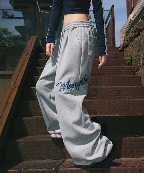 NuNuNa(ヌヌナ)の「【NuNuNa】レタリング刺繍ワイドスウェットパンツ(スウェットパンツ・レディース・ブラック/アイボリー/グレー・M)」の13枚目の写真