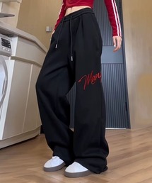 NuNuNa（ヌヌナ）の「【NuNuNa】レタリング刺繍ワイドスウェットパンツ（スウェットパンツ）」