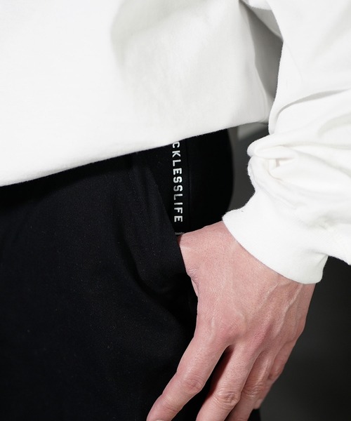 DIVINER(ディヴァイナー)の「Tapered Chino Pants ボトムス メンズ テーパード チノパン ブラック(チノパンツ・メンズ・ブラック・M/L)」の5枚目の写真