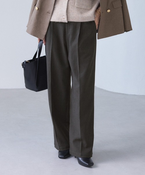 ROPE' PICNIC（ロペピクニック）の「【WEB限定・丈長め】レディハンサムシリーズ ウールライクウエストタックセミワイドパンツ（スラックス・レディース・ネイビー/ライトグレー/ベージュ系その他2/ブラック系その他/グレー・TM/TL/TS）」の2枚目の写真